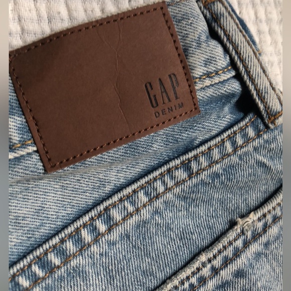 Gap Men Distressed Jean Shorts Size 32 - Picture 8 of 12